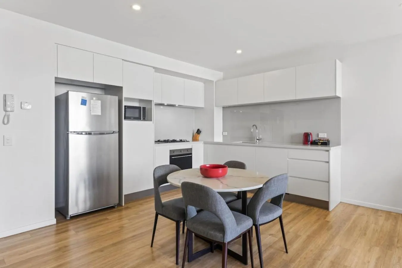 Views Over Surfers Paradise 1 Bedroom Apartment Gold Coast
